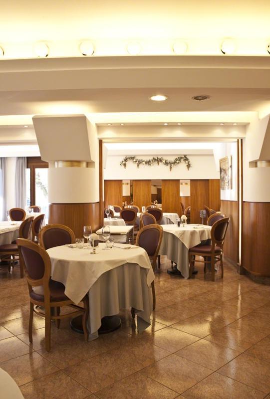 Albergo Ristorante Belvedere コドローイポ エクステリア 写真
