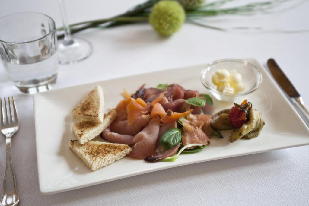 Albergo Ristorante Belvedere コドローイポ エクステリア 写真